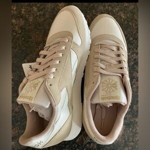 Reebok Classics men’s 10 New In Box